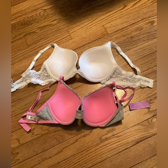 2 bras 36C - Picture 4 of 4